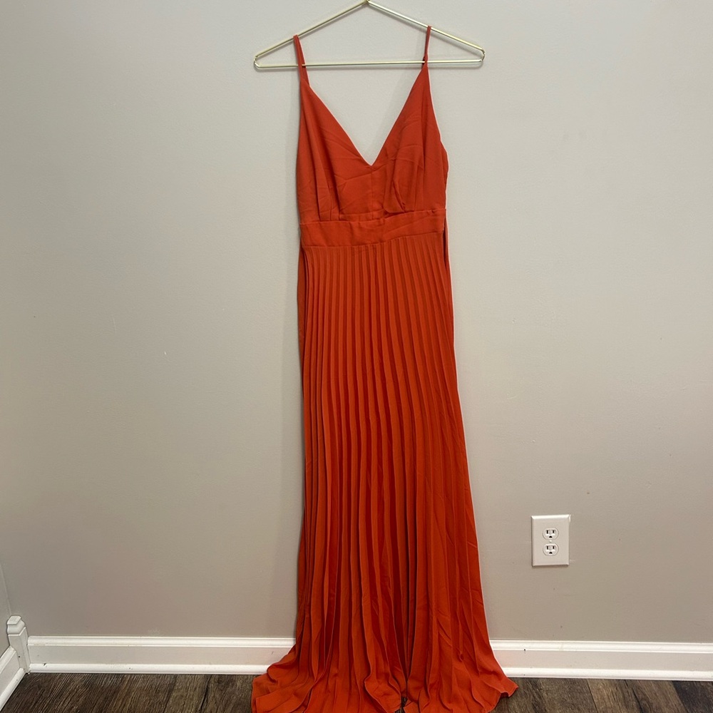 Elegant Orange Pleated Maxi Dress